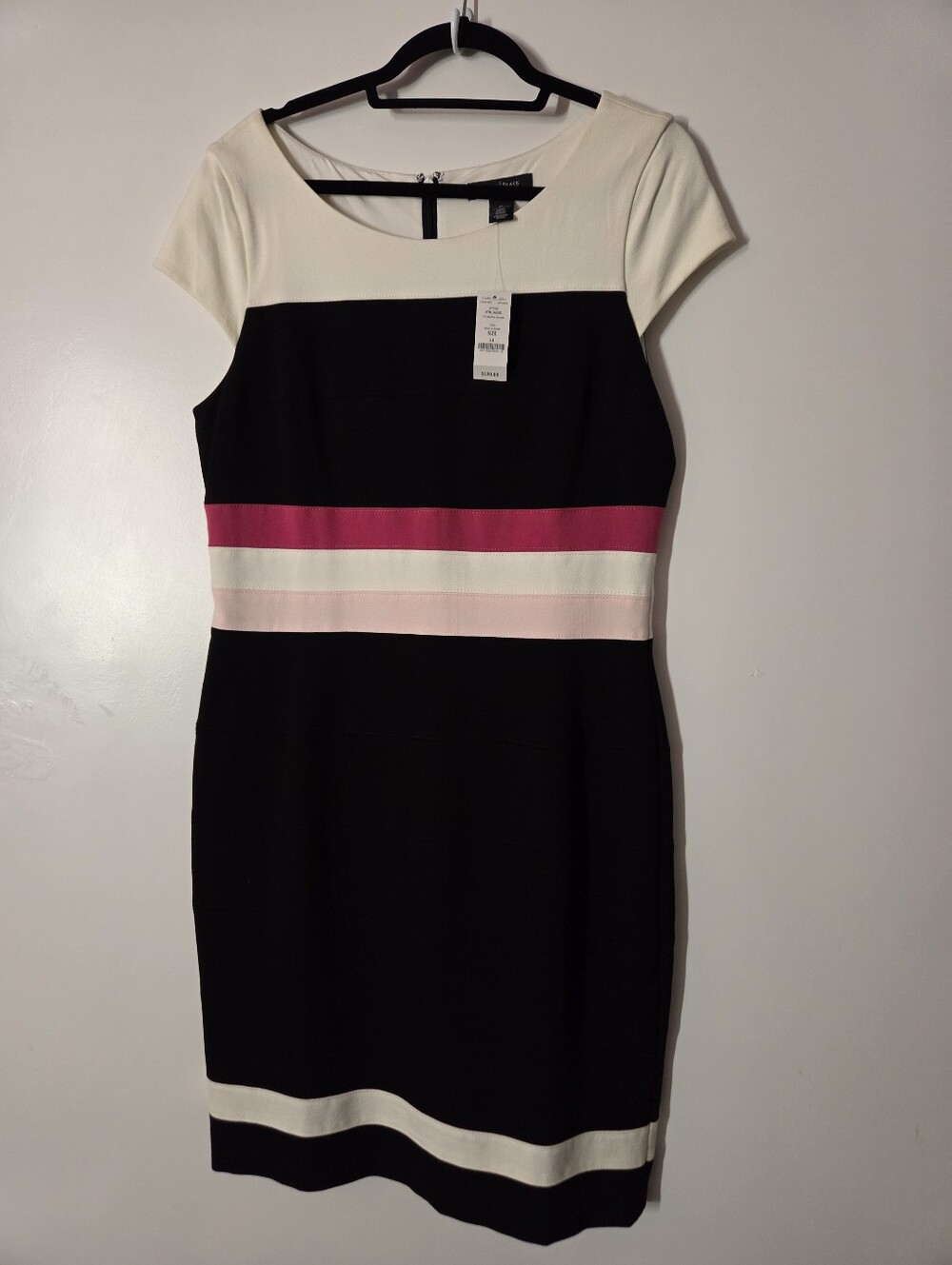 White House Black Market Classic Black / Ivory Sheath Dress Pink Accent
